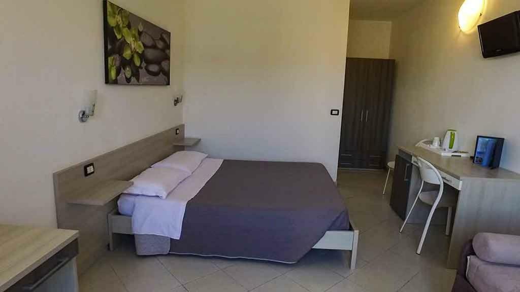 Hotel Delfino Marina Di Carrara Eksteriør billede